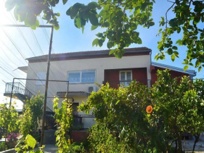 Modernes Appartement Mit Terrasse